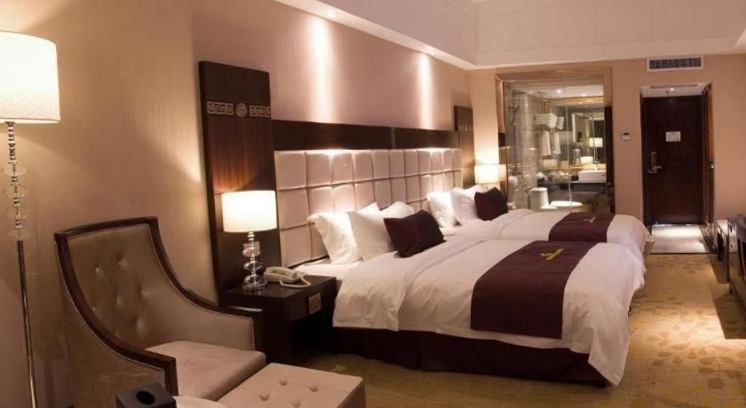 Telecom Hotel Гуйлинь Экстерьер фото