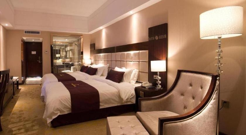 Telecom Hotel Гуйлинь Экстерьер фото